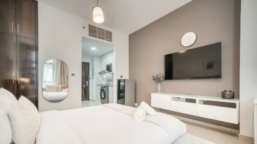 KOHH - Studio in Oasis Residence 3