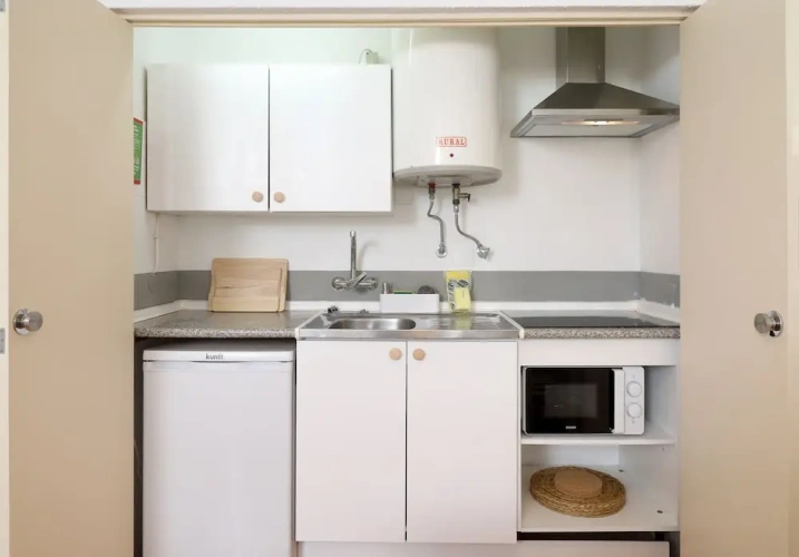 1 Bedroom Apartment with balcony