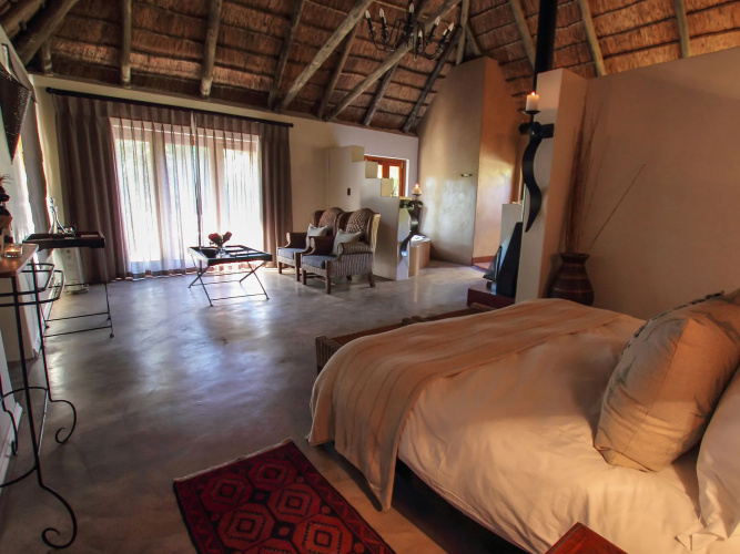Bukela Game Lodge Amakhala Game Reserve