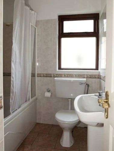 3 Bedrooms Villa with balcony