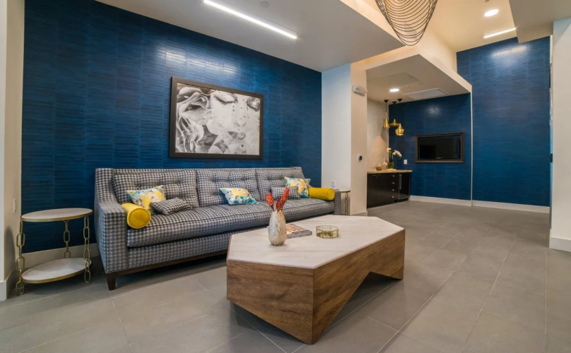 Ginosi Downtown Apartel Over view