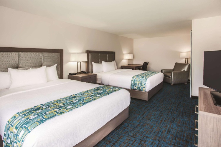 1 Bedroom Quadruple Suite