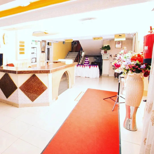 Golden Palace Hotel