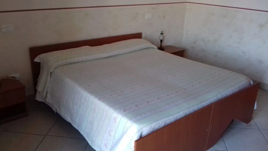 Hotel Caimo Bed-Breakfast