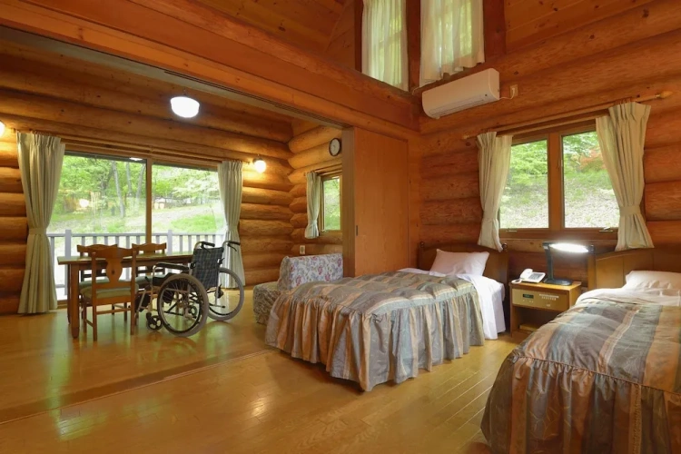 5 Bedrooms Bungalow
