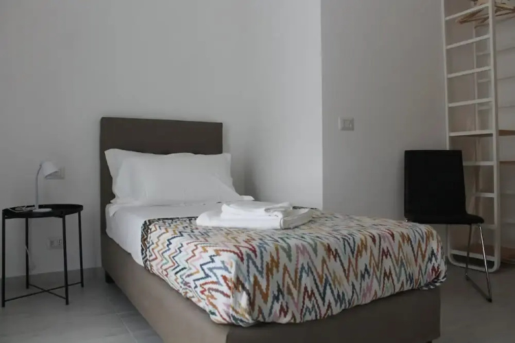 Destefano Central Apartment with Balcony
