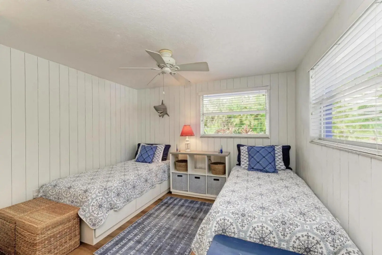 Blue Egret 306 - 61st St Unit A East