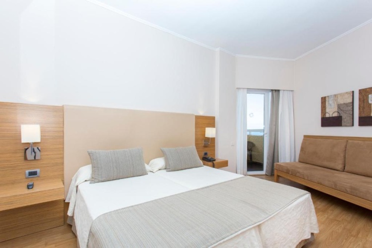 Double room with sea view