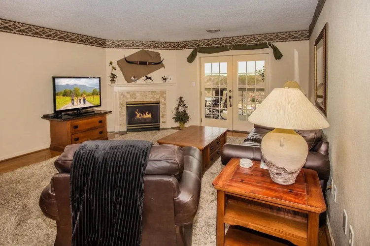 Whispering Pines 253