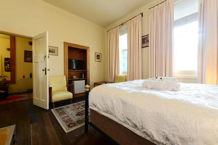 Edinburgh Gallery Bed & Breakfast
