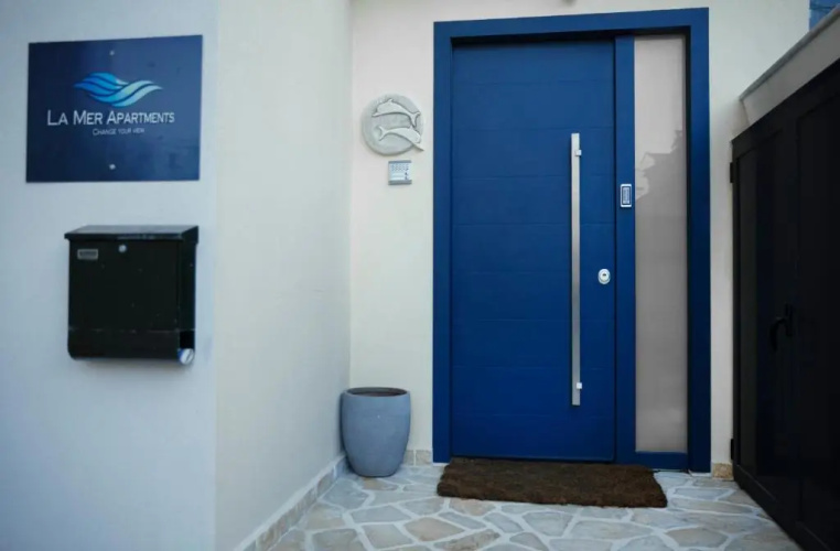 La Mer Apartments