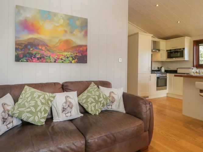 Leafy Nook Lodge