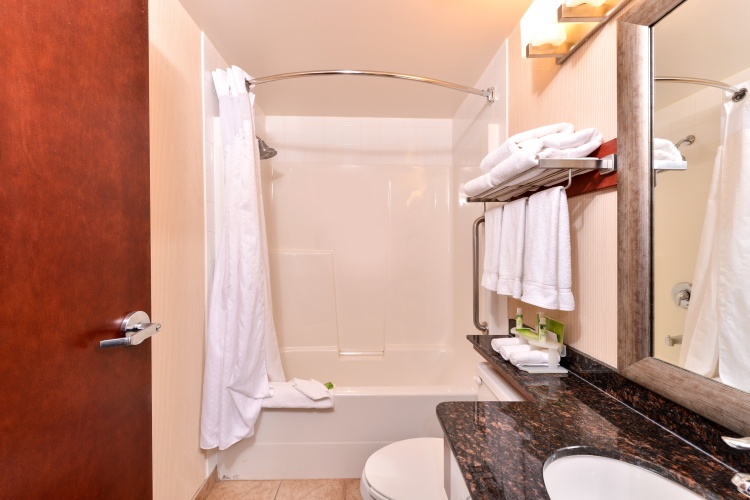 Holiday Inn Express & Suites Edmonton North photo 10