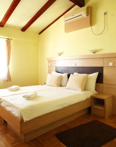 Basic Double room