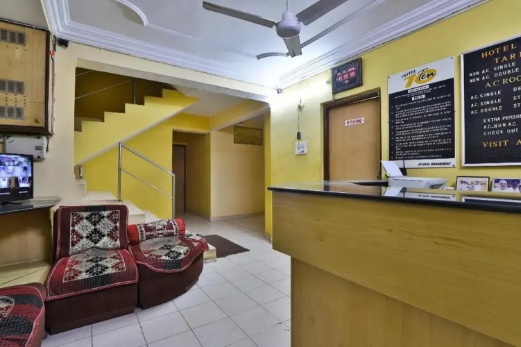 Hotel Ten by OYO Rooms