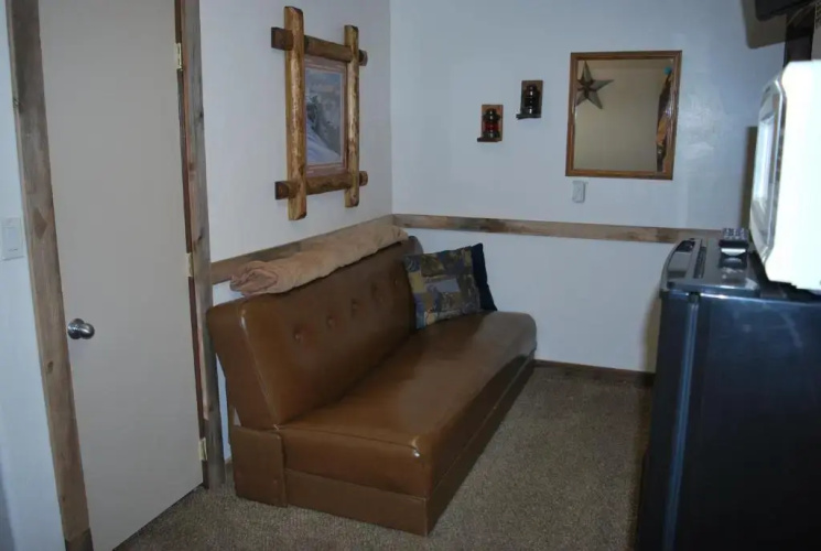 Cowboy Country Inn
