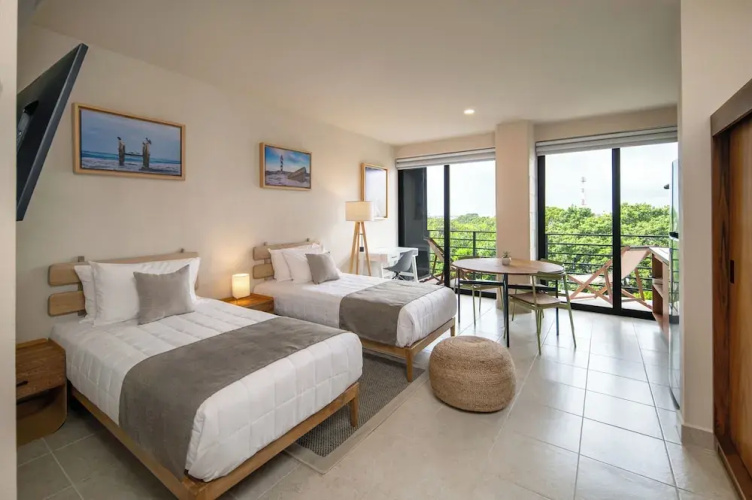 Everglades Suites
