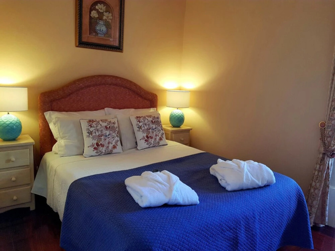 Allons-y Guesthouse