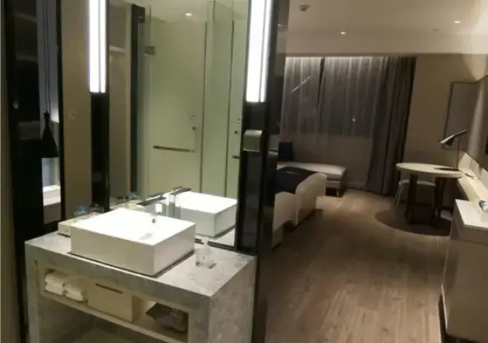 JI Hotel