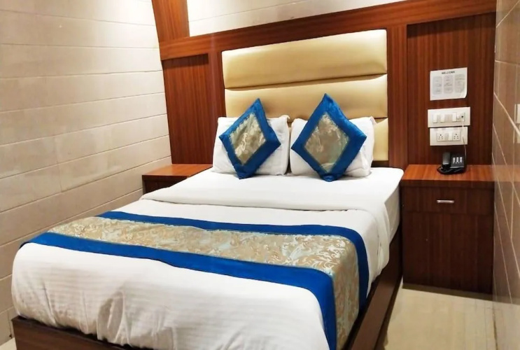 Hotel Sai Suites
