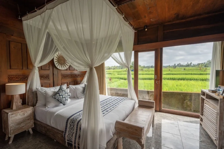 2 Bedrooms Standard Family room with balcony and with garden view