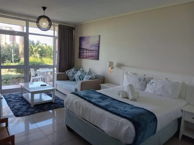 @35 Brookes Suites seaside escape