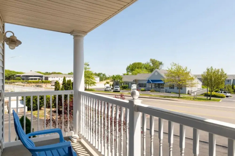 Ogunquit Hotel & Suites