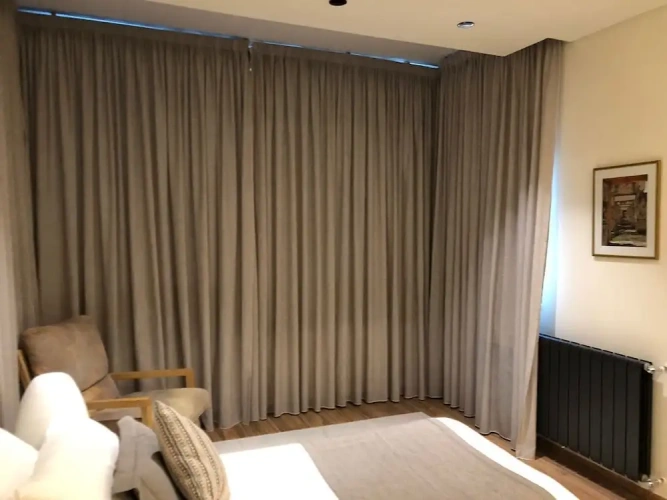 Executive room with city view