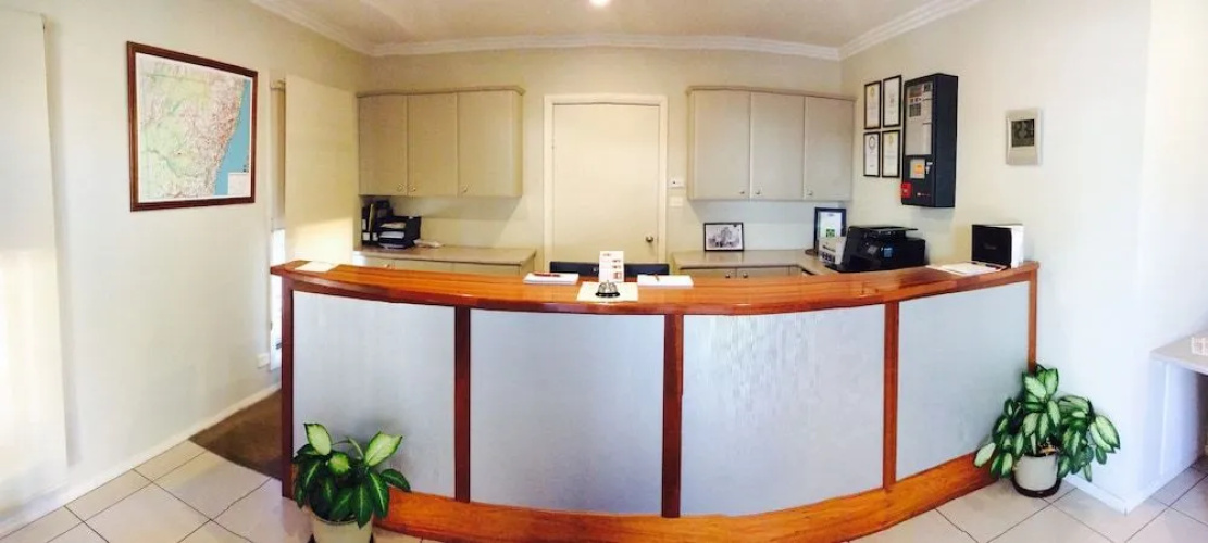 Saltbush Motor Inn