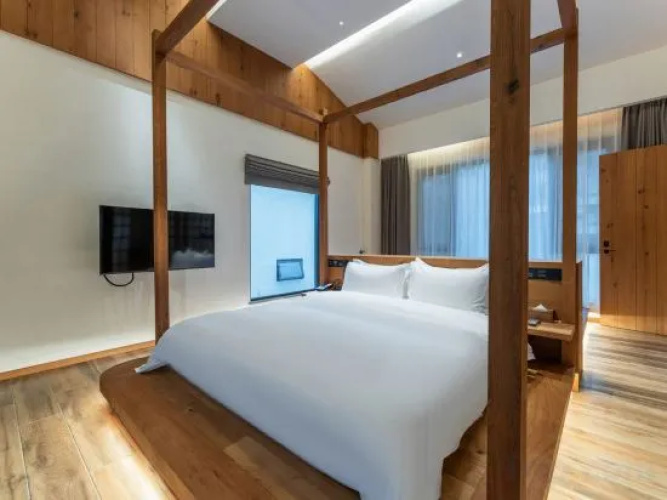 Pure Land Hotspring Resort