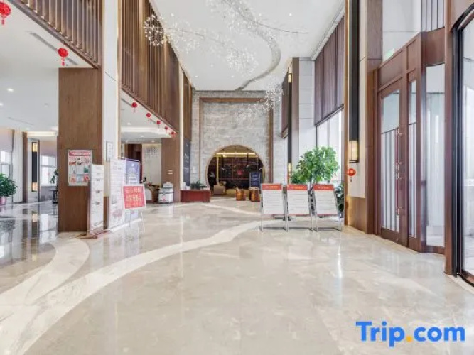 Inzone Garland Hotel