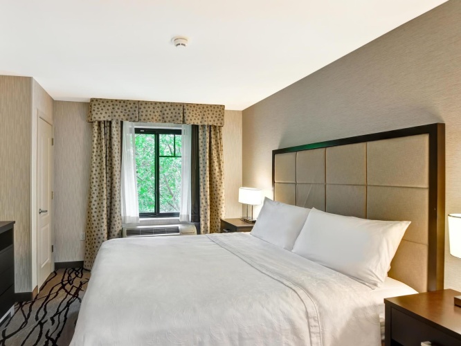 Double 1 Bedroom