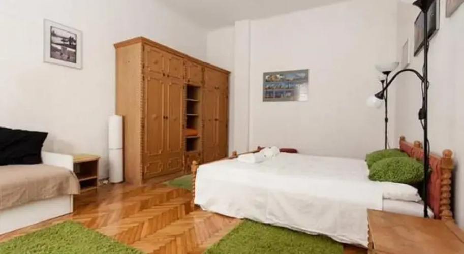 M&P apartment