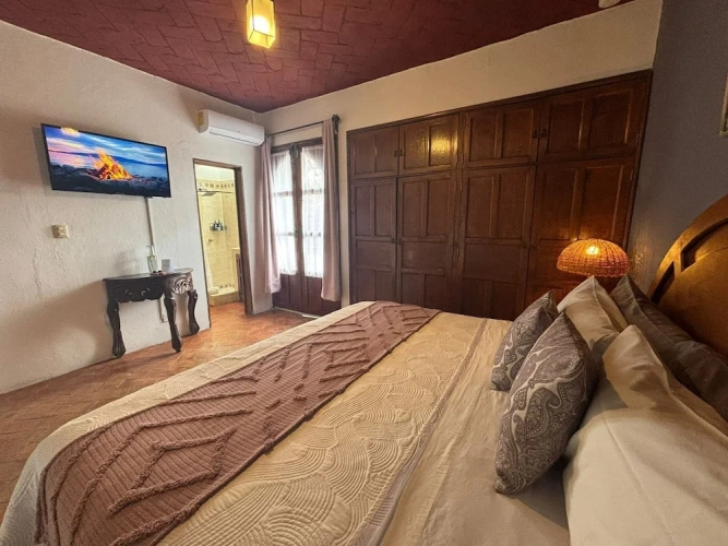 Deluxe room with courtyard view