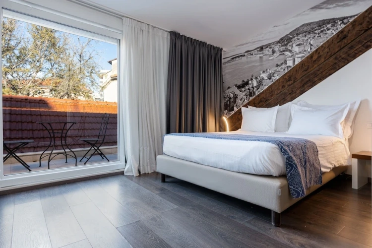 Standard Double room with balcony