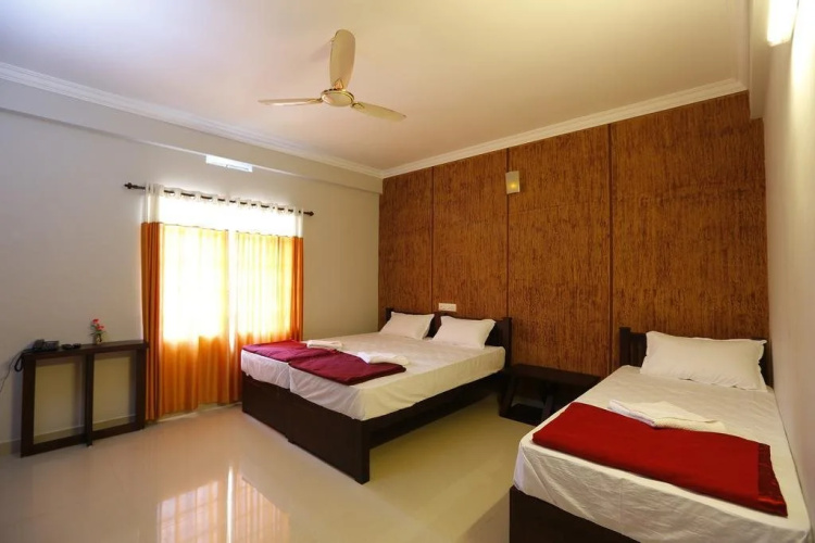 Taaza Residency