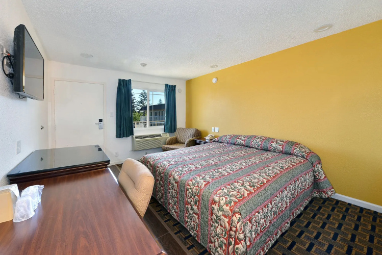 Budget Inn