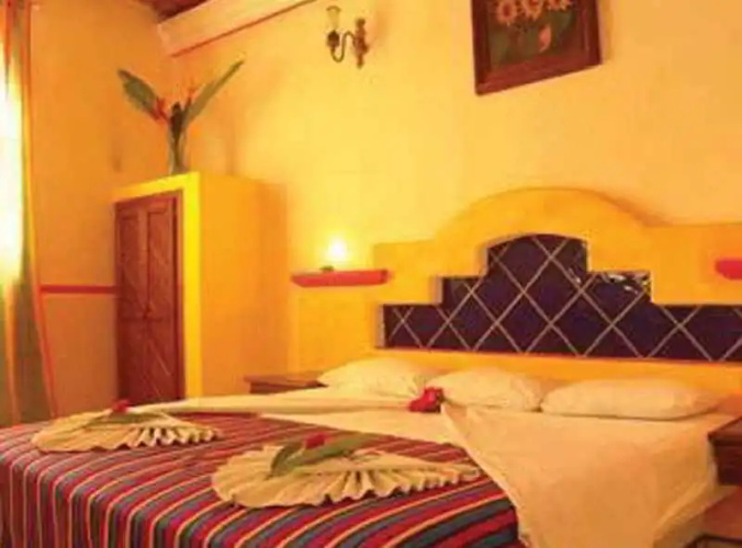 Hotel y Suites Mar y Sol