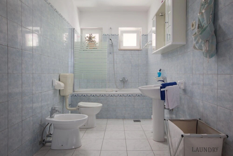 Apartments Dragan