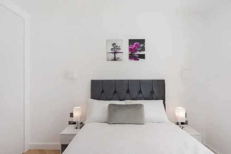 3br-sleeps8-central London-parking