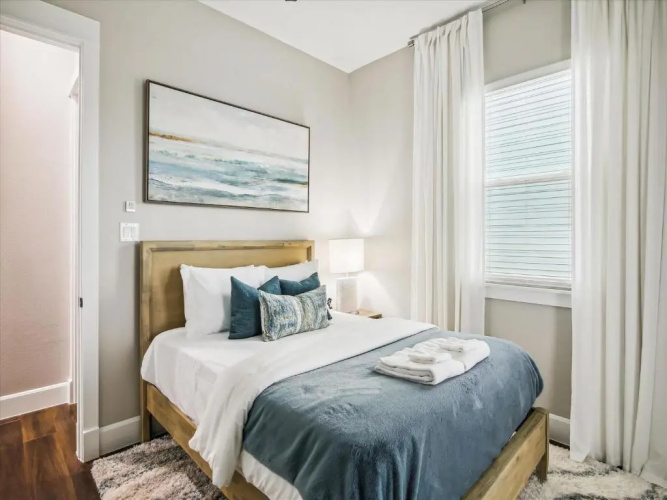 Sandy Cheeks Surfside by Ryson Vacation Rentals