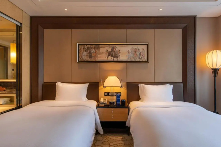 Hilton Xian