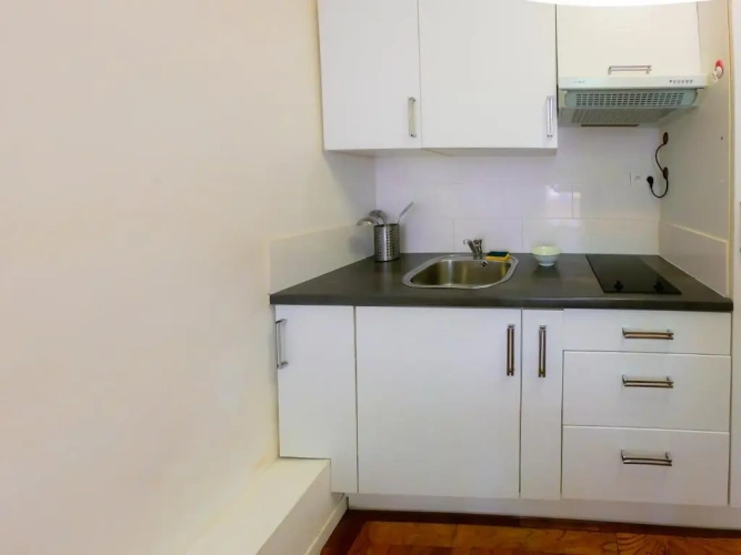 1 Bedroom Apartment