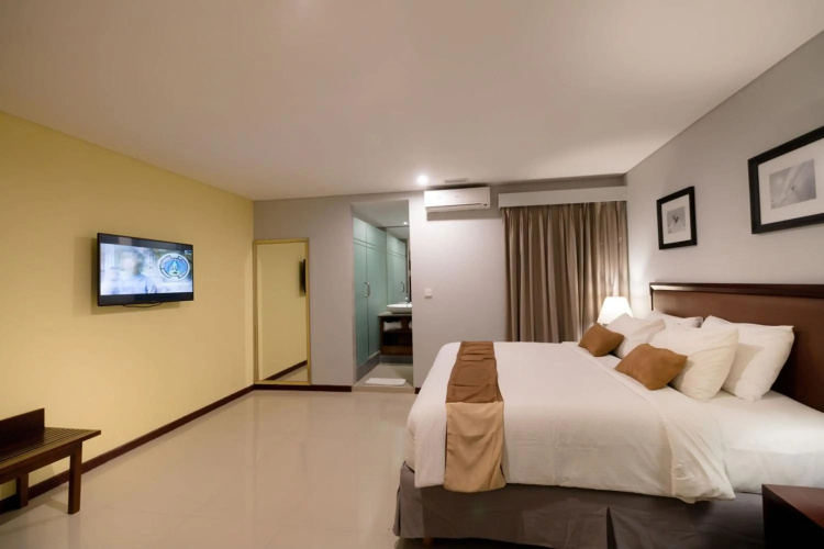 Kutabex Beach Front Hotel