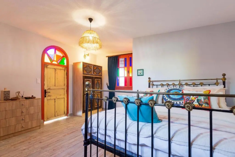 Anda Beach Bistro & Rooms