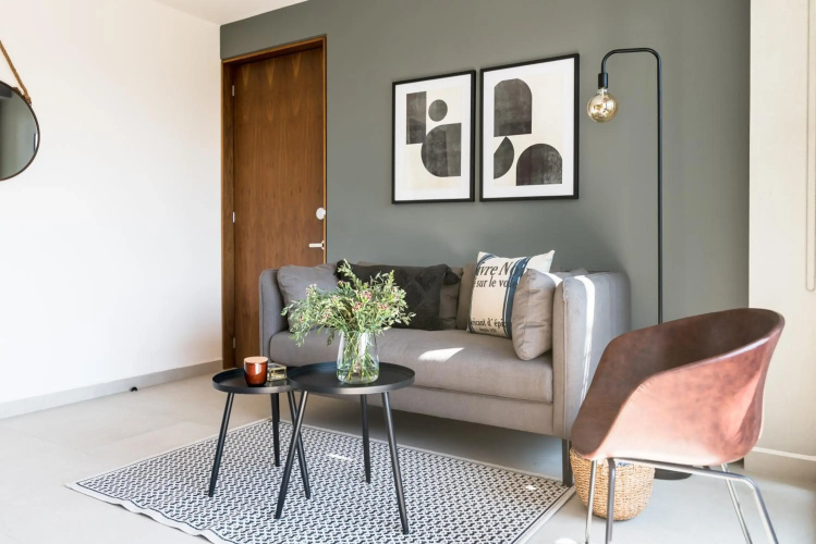 Alcazar Apartments by Host Me Tender