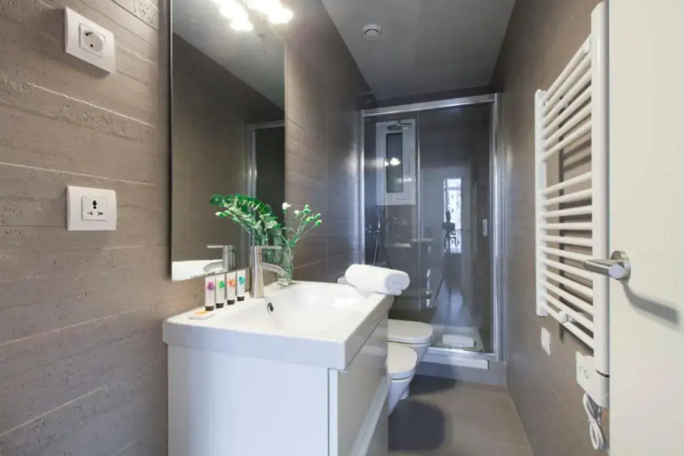 Stylish and centric 2-bedroom apartment in Eixample &Terrace P2