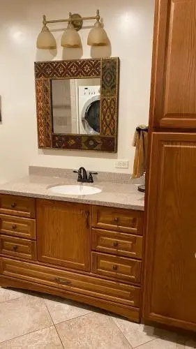 Eagle Peak Guesthouse
