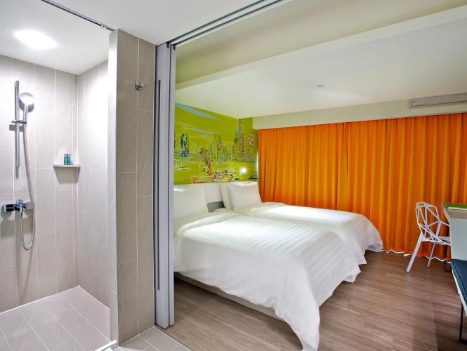 Standard Twin room