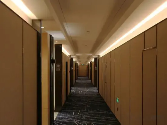 Huashun Hotel
